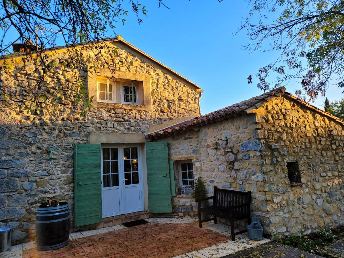 Villa Charmante A Lussan Avec Piscine Privee Et Jardin Closa Bagian luar foto